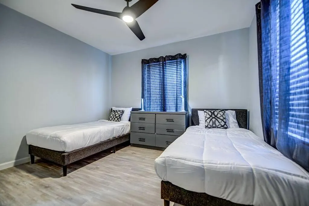 Modern Home-Downtown-3 Bedroom- King Bed Φοίνιξ Σπίτι διακοπών
