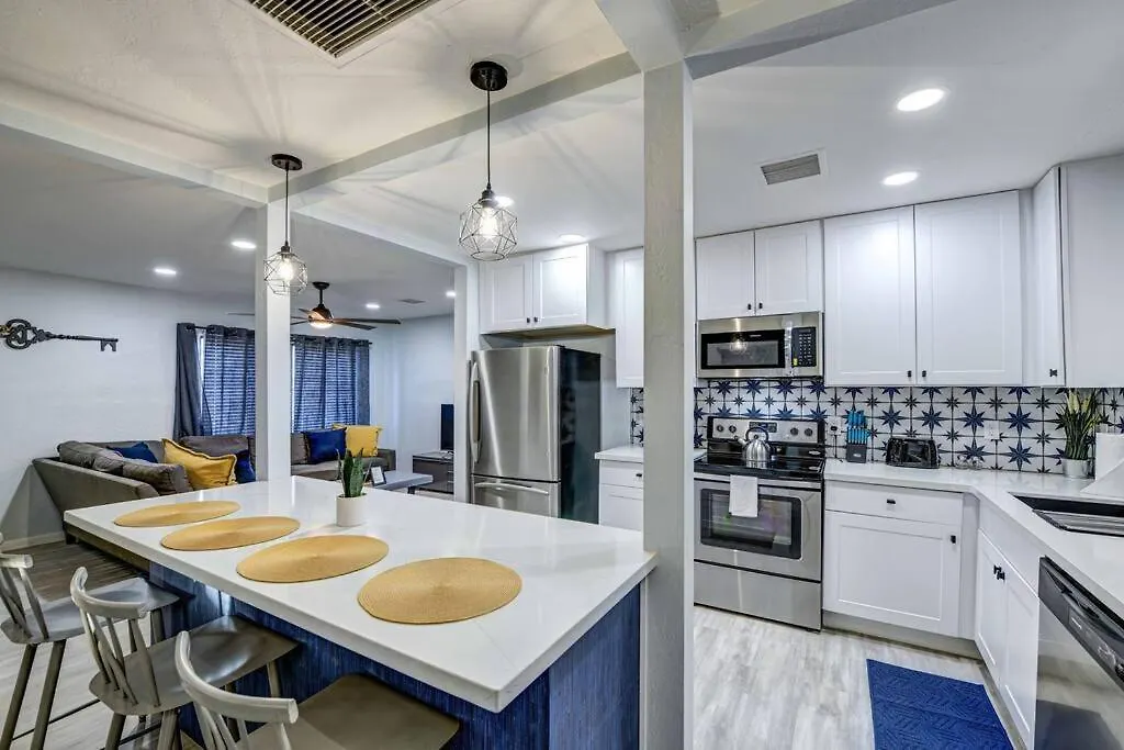 Modern Home-Downtown-3 Bedroom- King Bed Φοίνιξ Σπίτι διακοπών